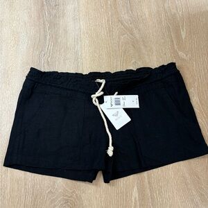 Roxy shorts drawstring black size M NWT